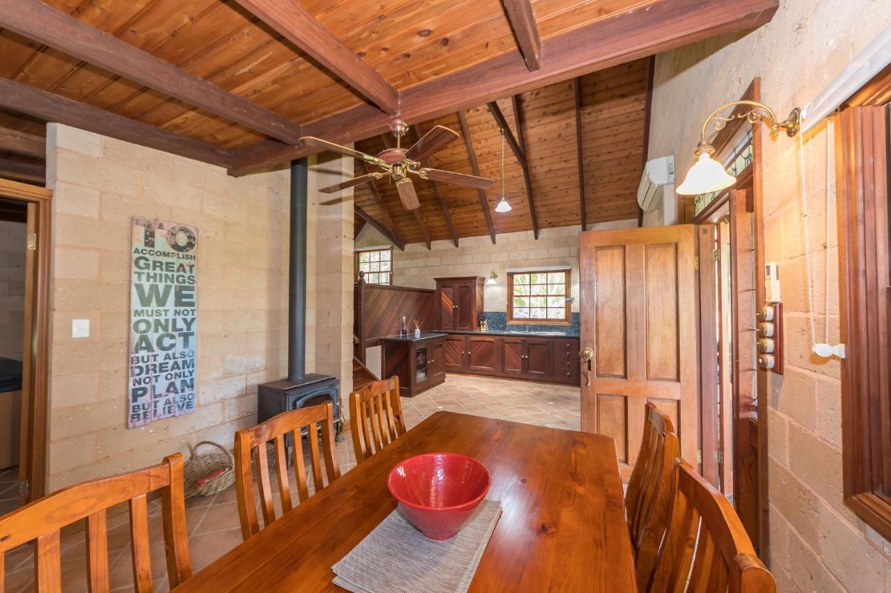 Clarendon Forest Retreat Possum Brush Exterior photo